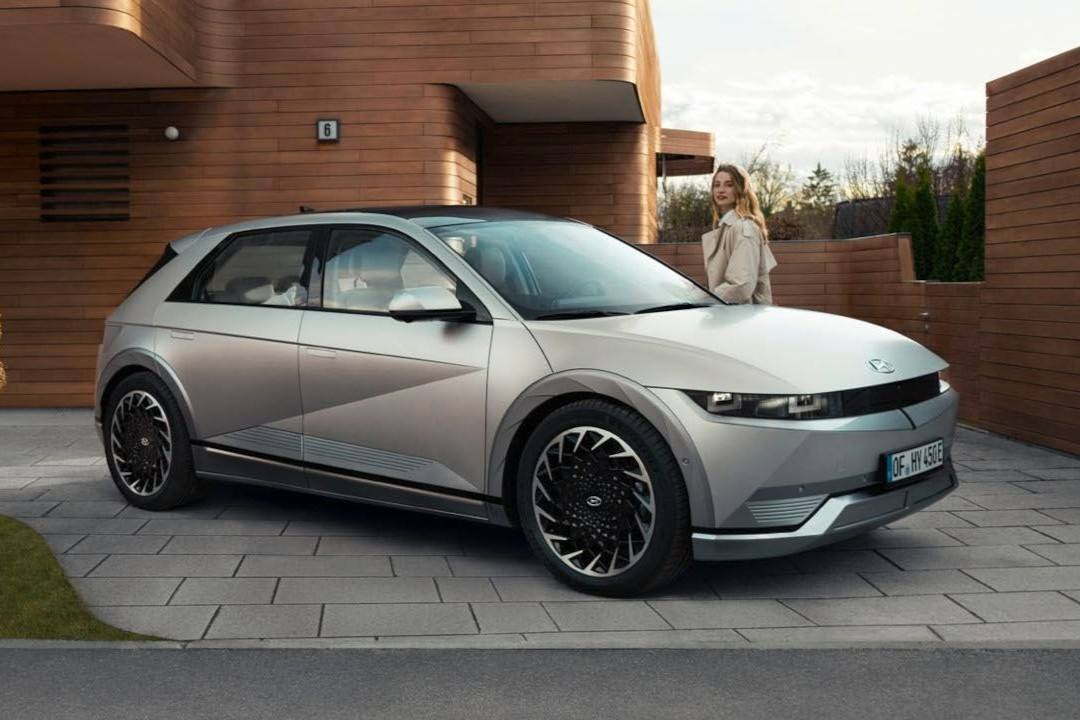 renting hyundai ioniq5